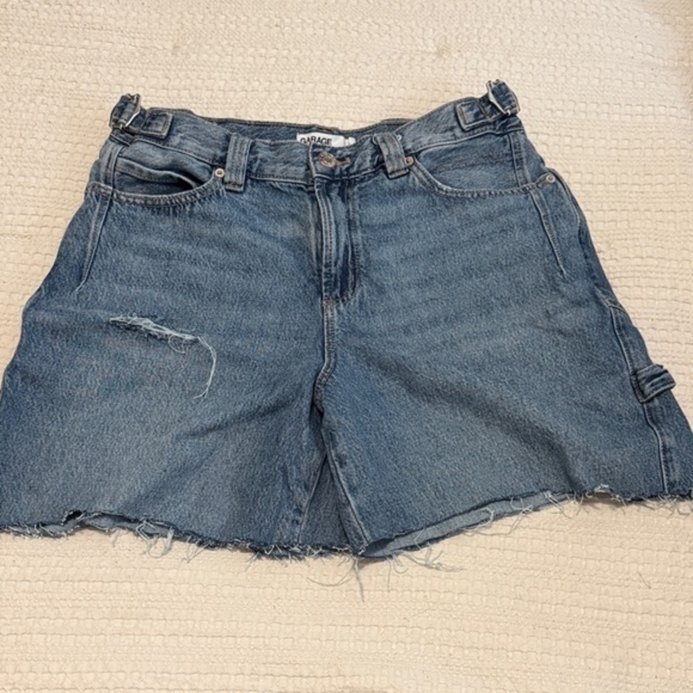 Garage Distressed Jean Shorts w/ Buckle on Side. 29